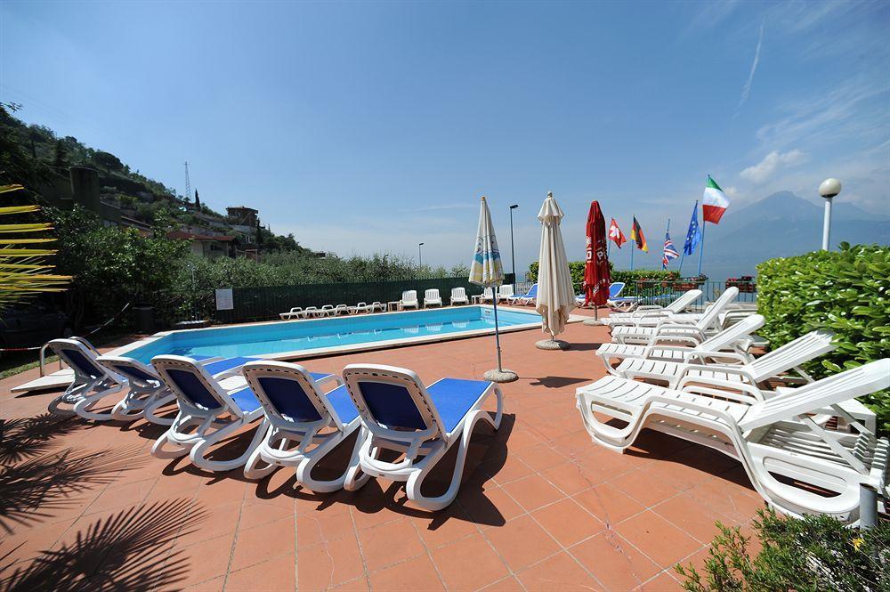 Hotel Caribe - Garda Lake Collection Brenzone sul Garda Esterno foto