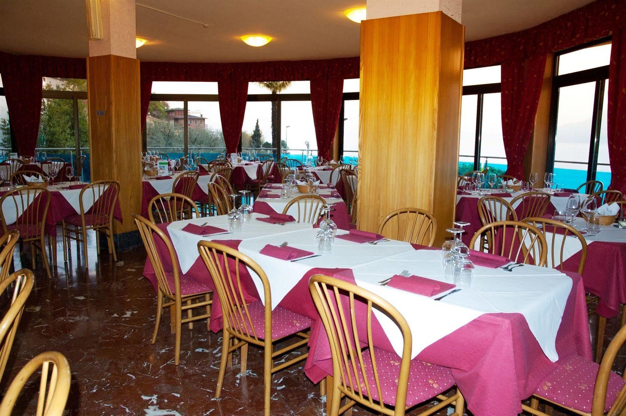 Hotel Caribe - Garda Lake Collection Brenzone sul Garda Esterno foto