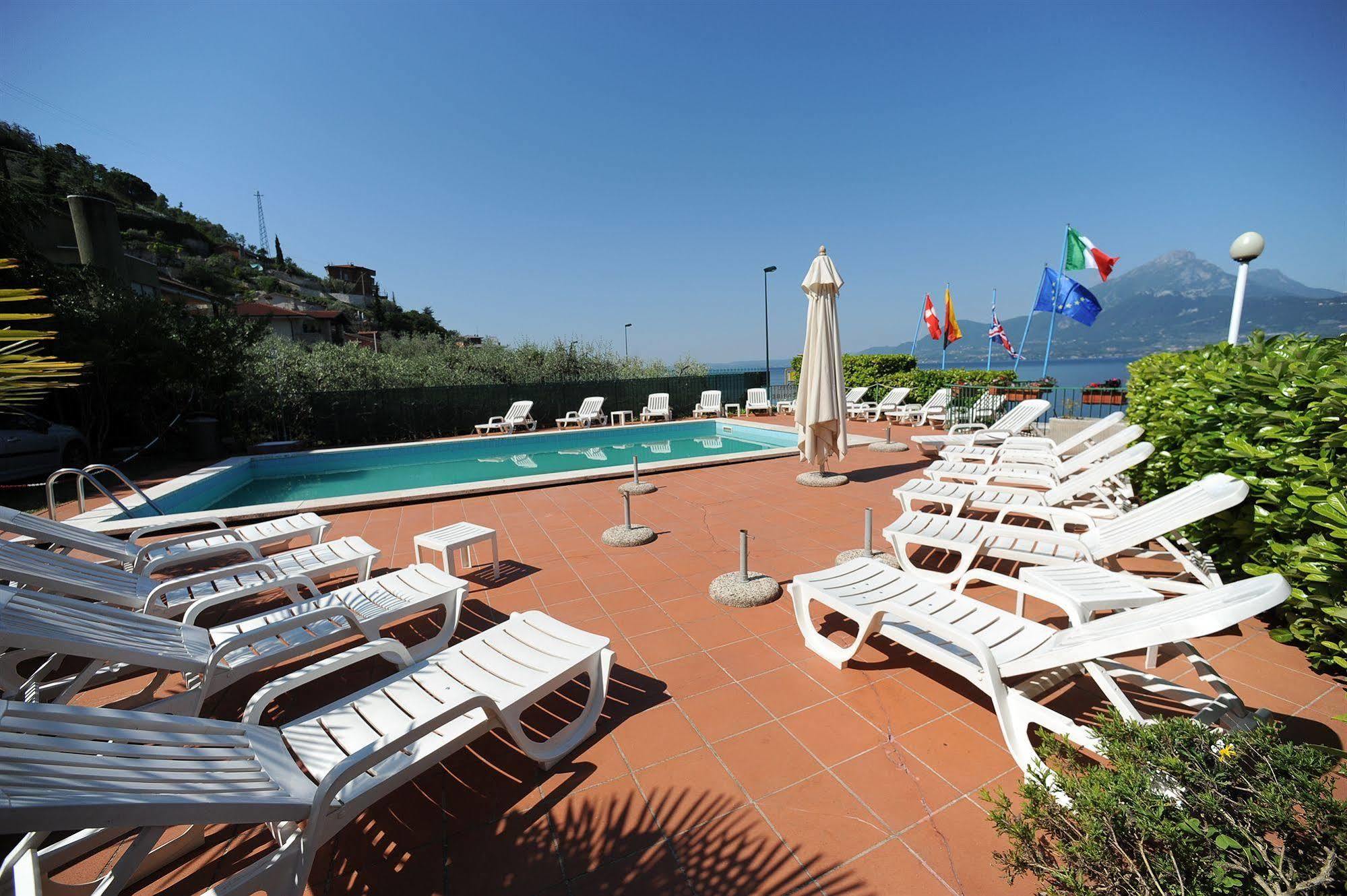Hotel Caribe - Garda Lake Collection Brenzone sul Garda Esterno foto